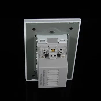 118 мм бял Американски Стандарт на САЩ Двойна 3-полюсная Контакт с 2USB Порта 2.1 A PC Пожароустойчива Домакински Безопасна Вилица за хранене 15A