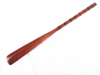 1БР Натурален дървен бамбук форма ултра рог за обувки удрям къса козина тъмен цвят домашен дървен рог за обувки 55 см дърво занаят OK 0642-3