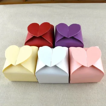 6*6*4.5 cm Love Heart Favor Сватбени Кутии шоколадови Бонбони Вечерни Кутии Подарък За Бебе Душ Сватбени Сувенири 200 бр. \ лот Безплатна доставка