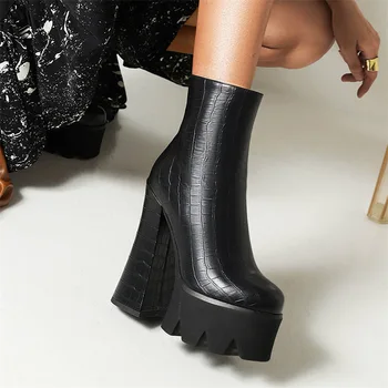 IPPEUM/Дизайнерски обувки; дамски Ботильоны; колекция 2022 г.; Новост на есента; женски Ботильоны на платформата и не сужающемся надолу масивна токчета в стил пънк; Plataforma Mujer