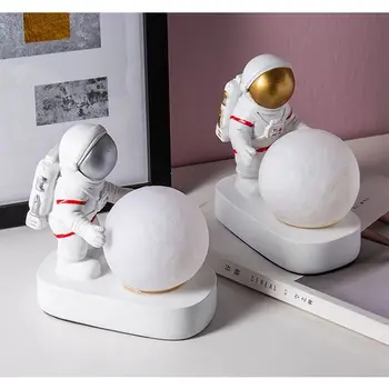 Led Астронавт Космонавт на Батерии лека нощ Творчески малка странична Масичка За Спални Настолни Лампи Украса на Детска Стая За Дома