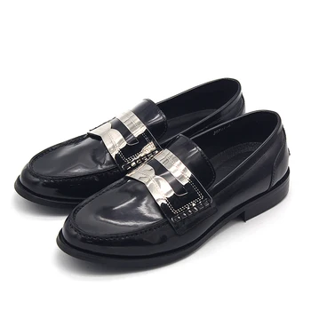 Mocassin Homme/ Вечерни обувки без скоби с Метален Орнамент и Кръгло бомбе, мъжки луксозни италиански вечерни обувки от естествена Кожа, черни
