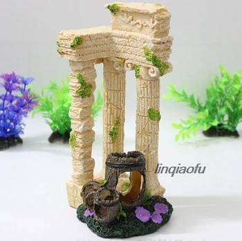 Декоративен ландшафтен дизайн на аквариума с рибки, изкуствени скали от смола, украса на древни римски колони