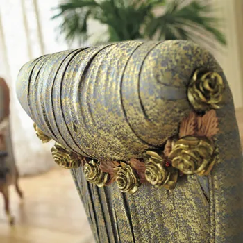 Обичай европейските луксозни маси и столове комбинираната Френски дворец вила масив дърво ръчна изработка