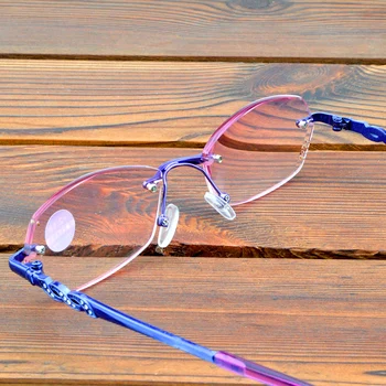 Правоъгълна Лилави Рамки, по-Леки Очила Без рамки, Червени Лещи с многослойно покритие, Модни Очила за четене +0,75 - +4